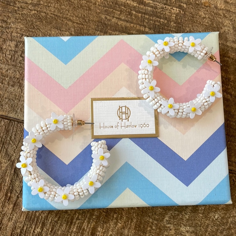House of Harlow 1960 white bead Daisy hoop earrings with Box